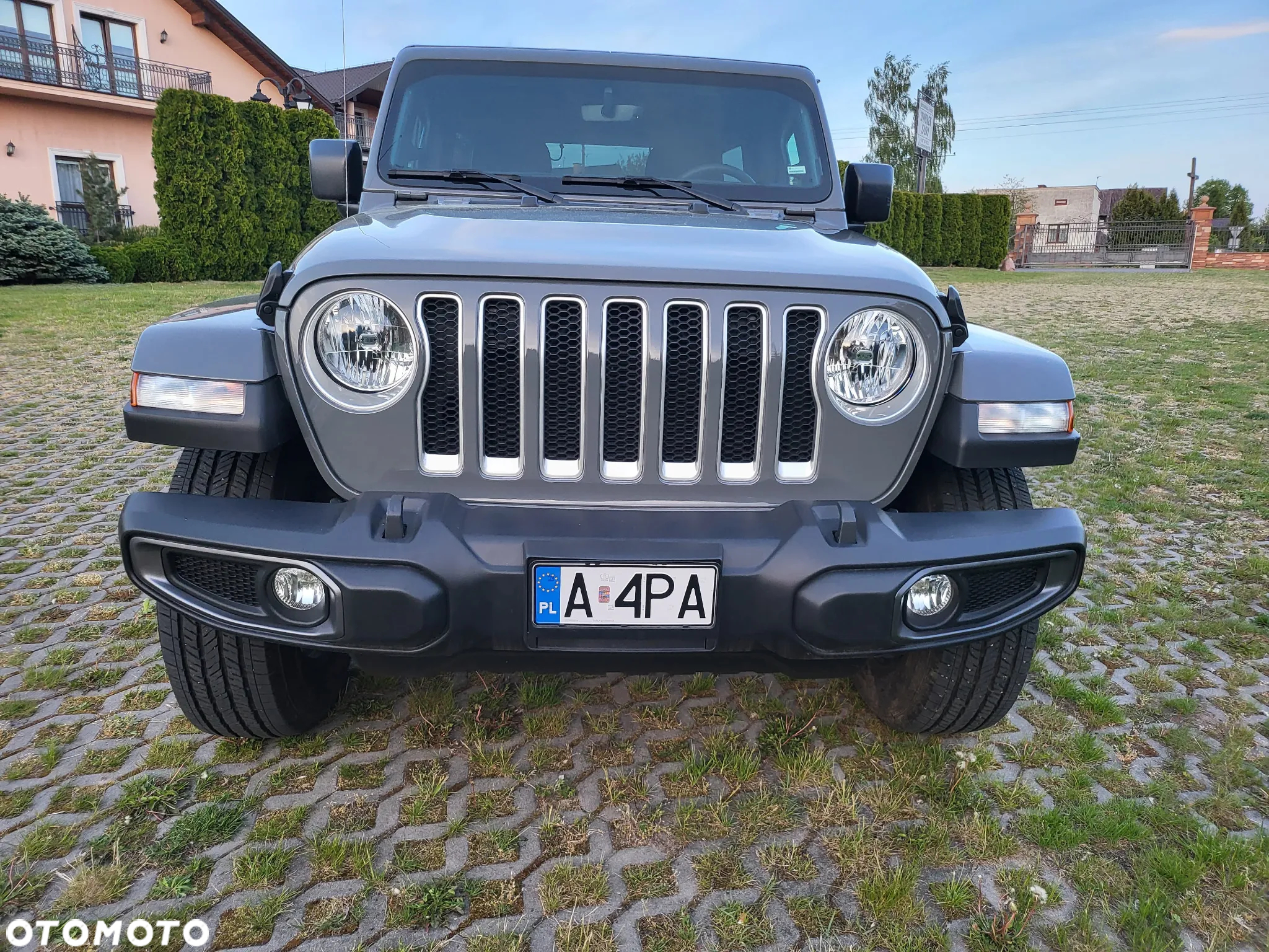 Jeep Wrangler - 2