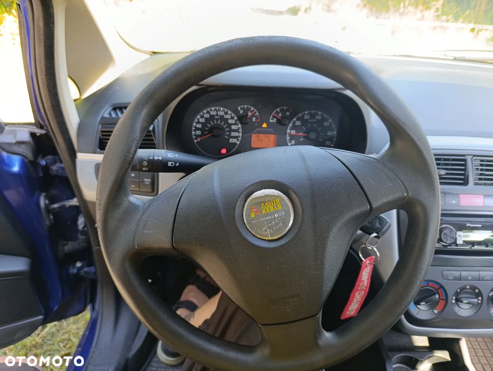 Fiat Punto 1.2 8V Classic - 2