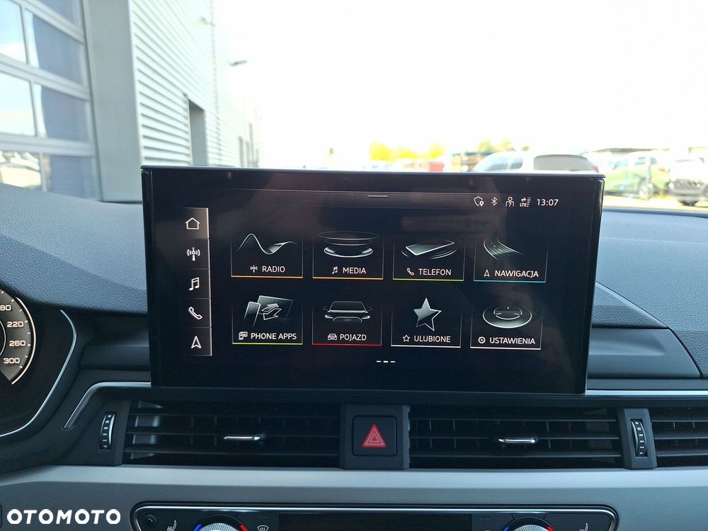 Audi A4 Avant 35 TFSI mHEV S tronic - 29