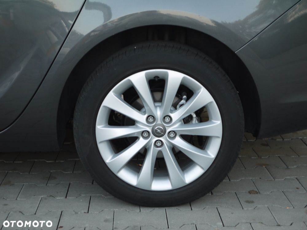 Opel Astra 1.4 Turbo Sports Tourer 150 Jahre - 10