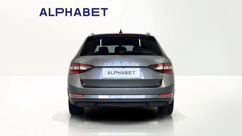 Skoda Superb 2.0 TDI SCR Ambition DSG - 8