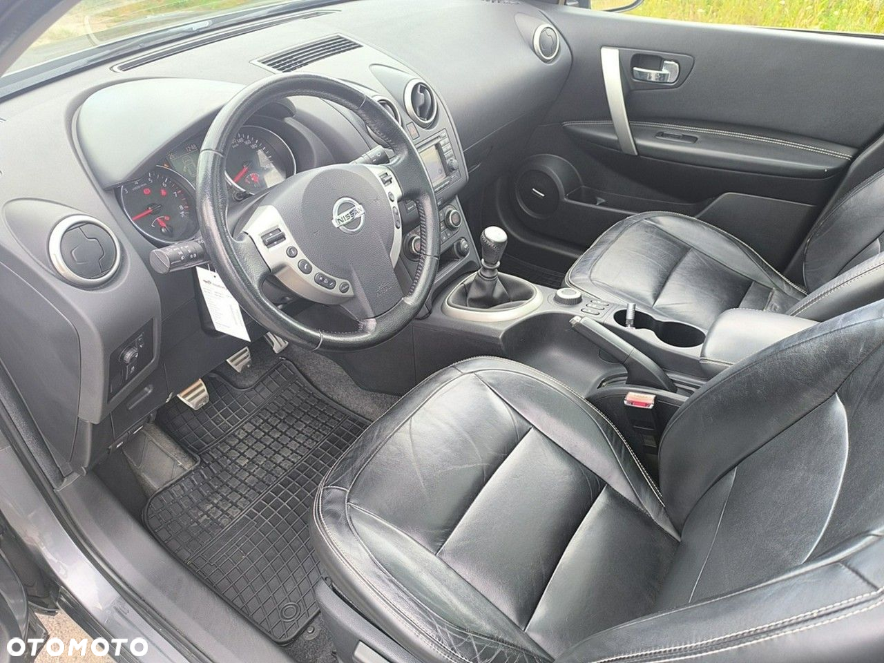Nissan Qashqai+2 - 11
