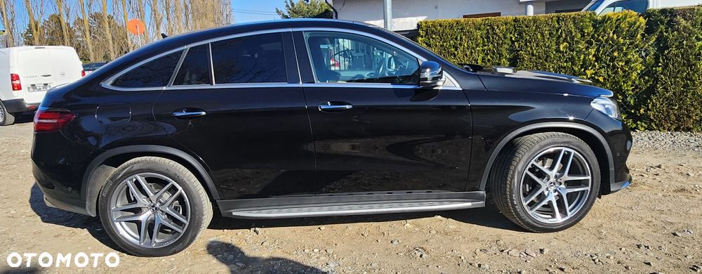 Mercedes-Benz GLE - 9