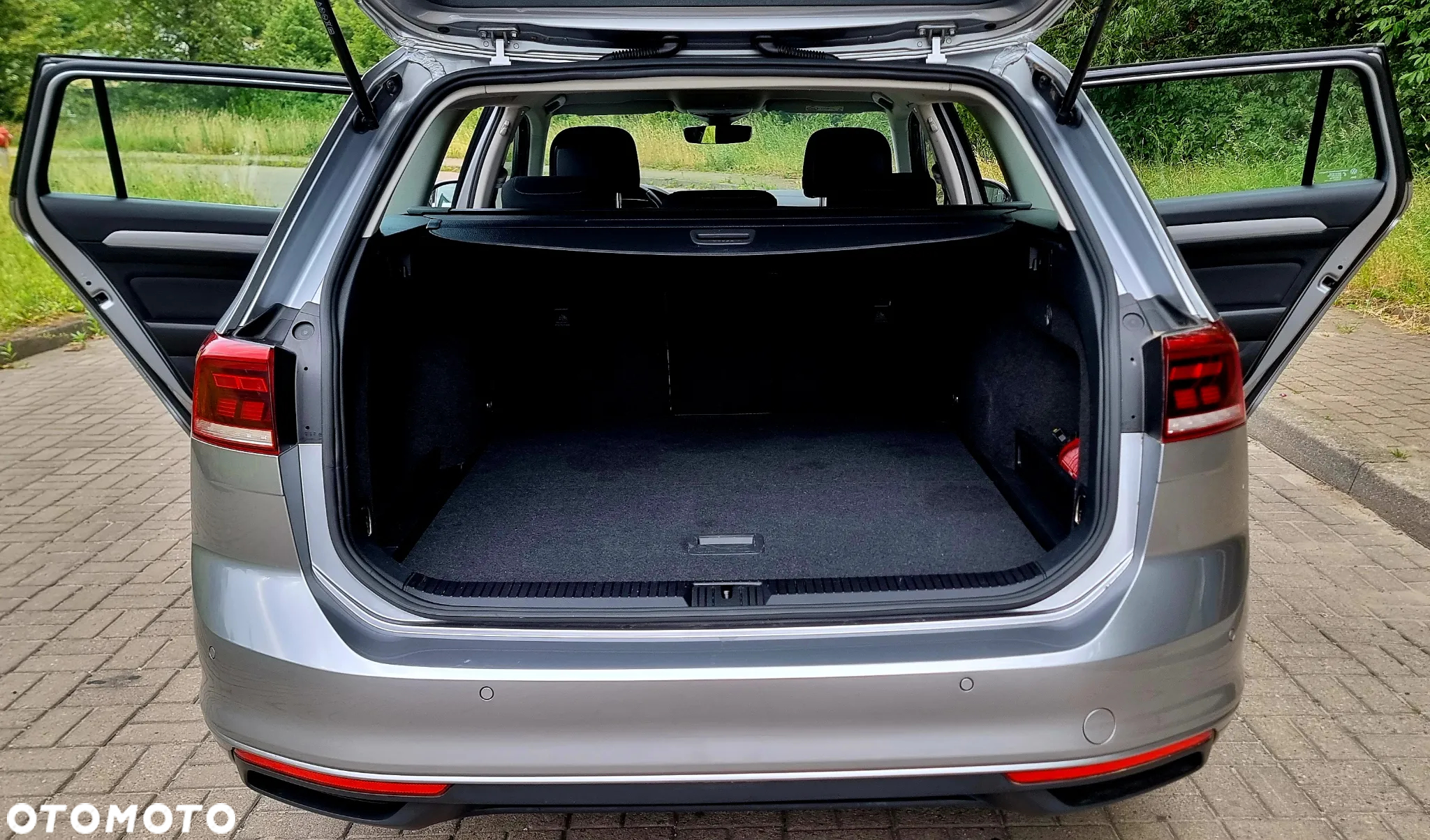 Volkswagen Passat 2.0 TDI EVO Business - 12