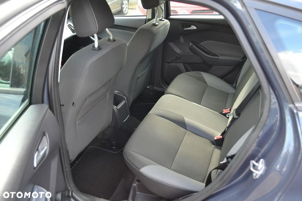 Ford Focus 1.6 Edition - 6