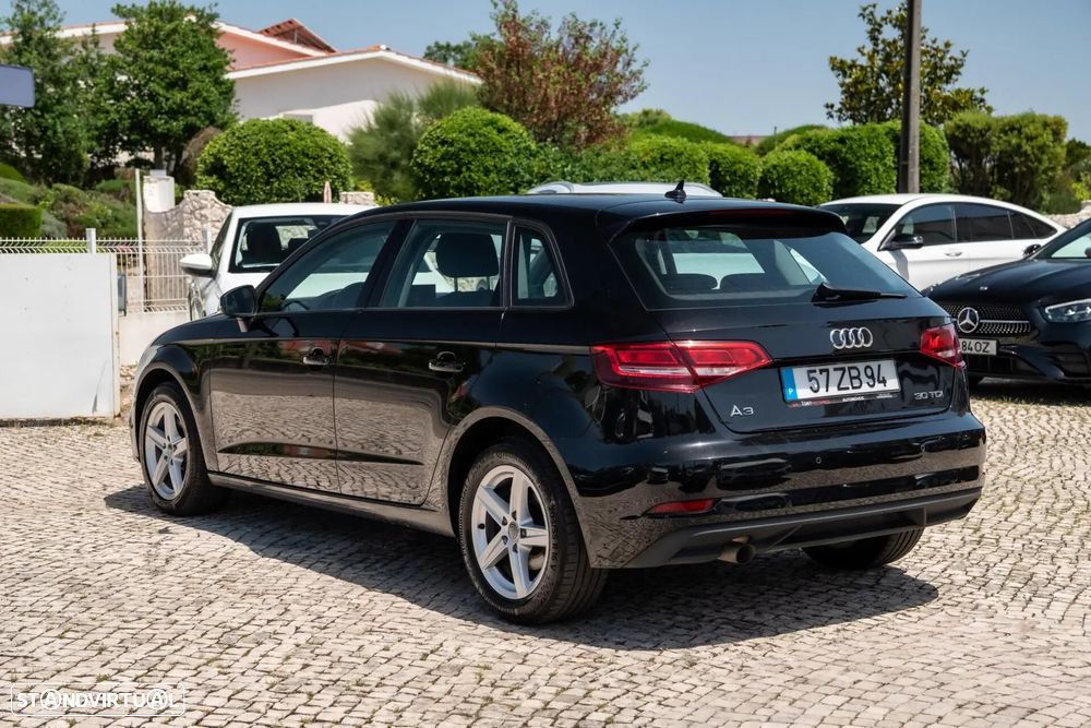 Audi A3 Sportback 1.6 TDI Design - 12