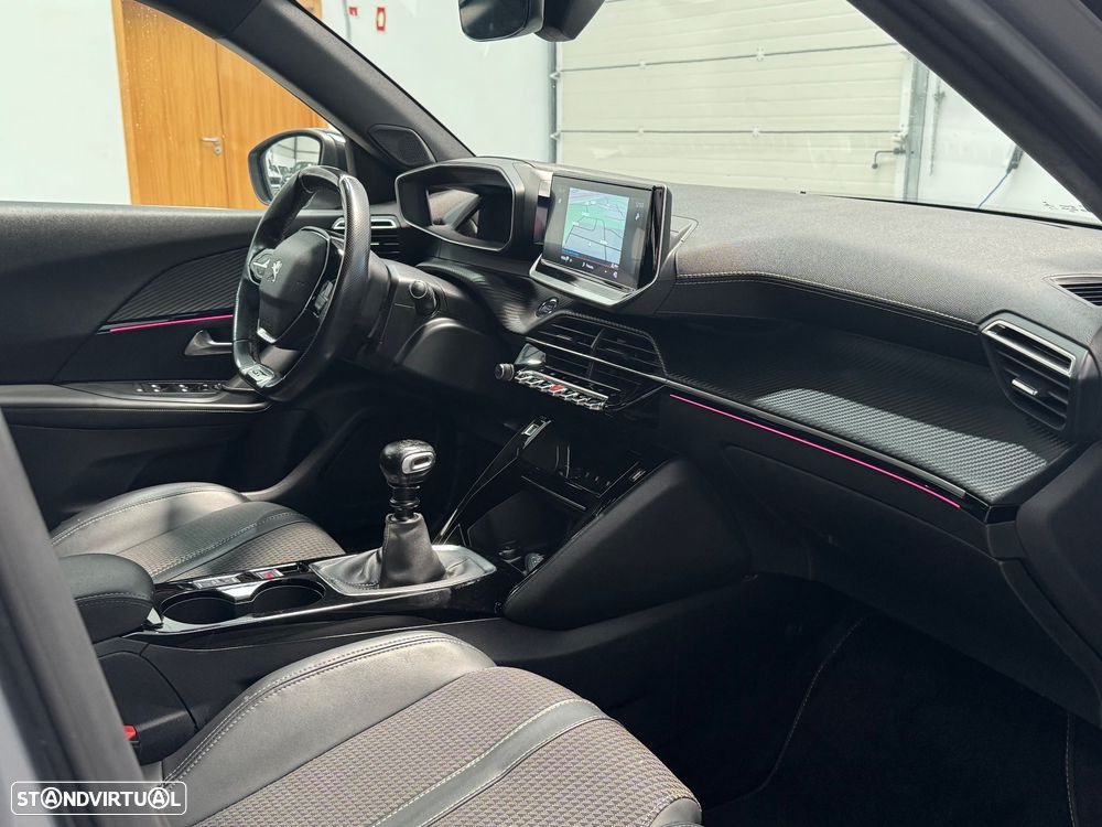 Peugeot 2008 1.5 BlueHDi GT - 25