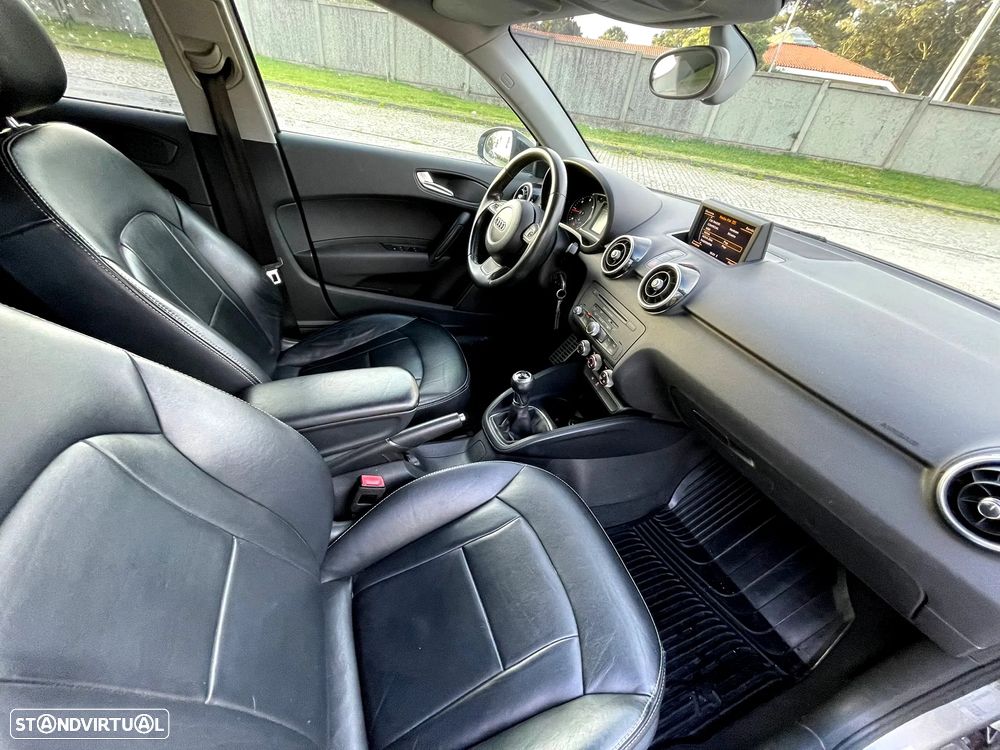 Audi A1 Sportback 1.6 TDI S-line - 10