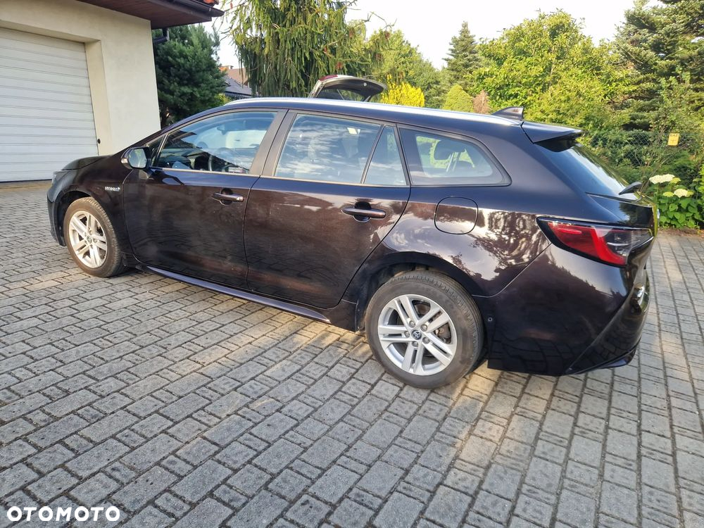 Toyota Corolla 1.8 Hybrid Comfort - 4