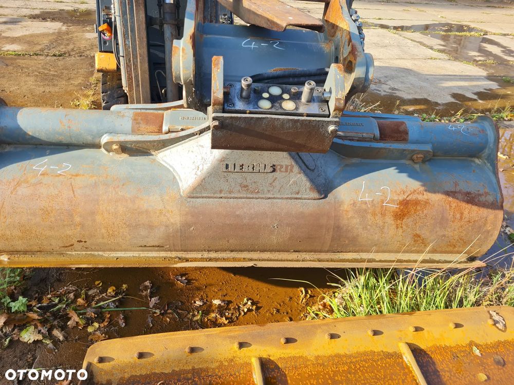 Liebherr 900 922 924 926 - 5