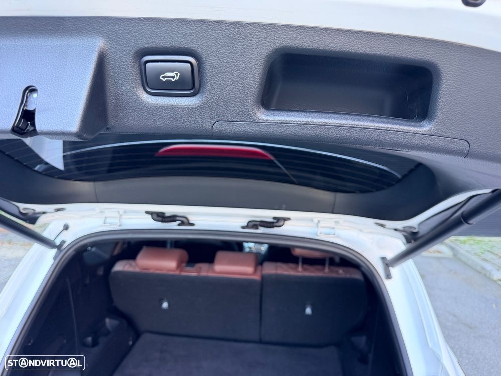 Hyundai Santa Fe 2.2 CRDi Premium - 28