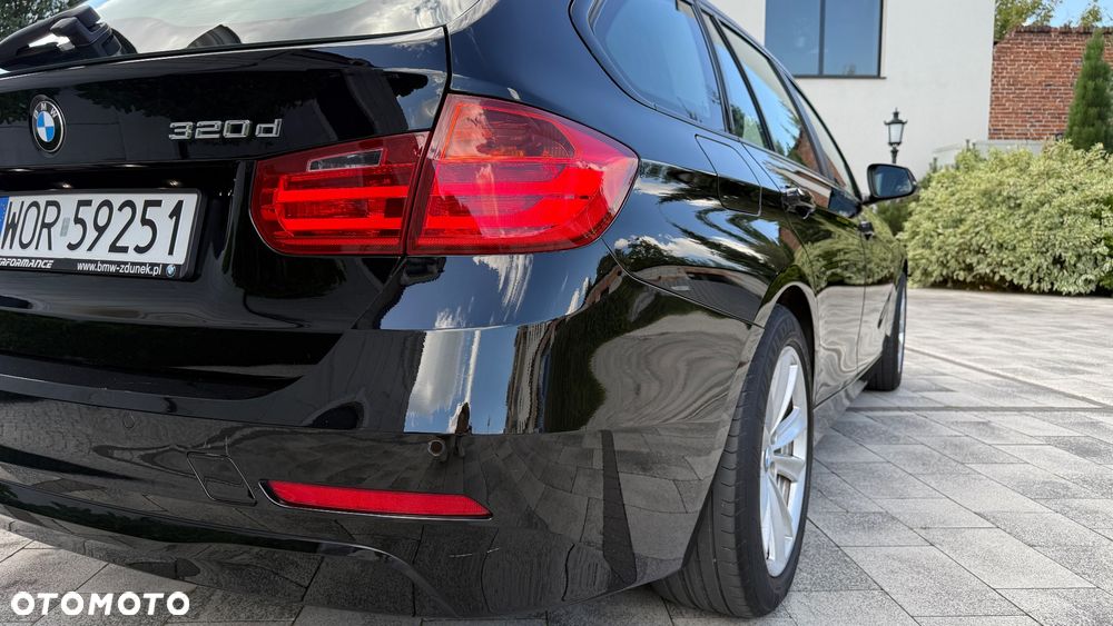 BMW Seria 3 320d - 10