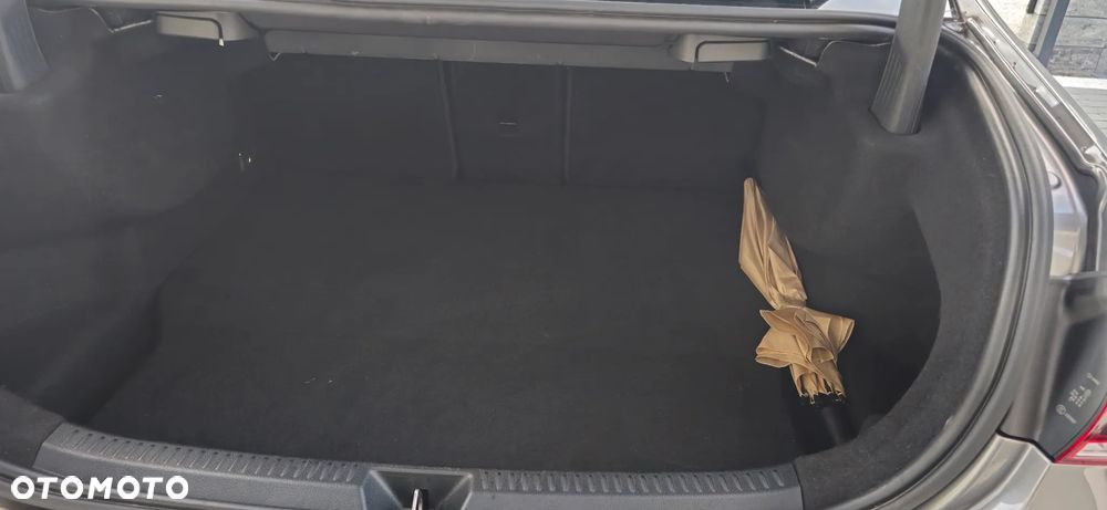 Mercedes-Benz Klasa A 250 e 8G-DCT Advanced Progressive - 17