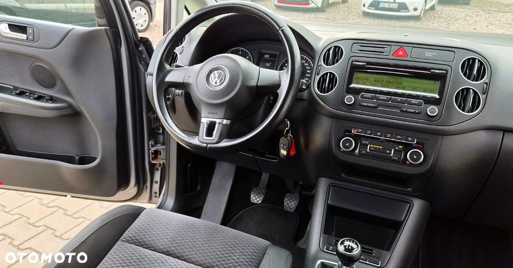 Volkswagen Golf Plus - 27