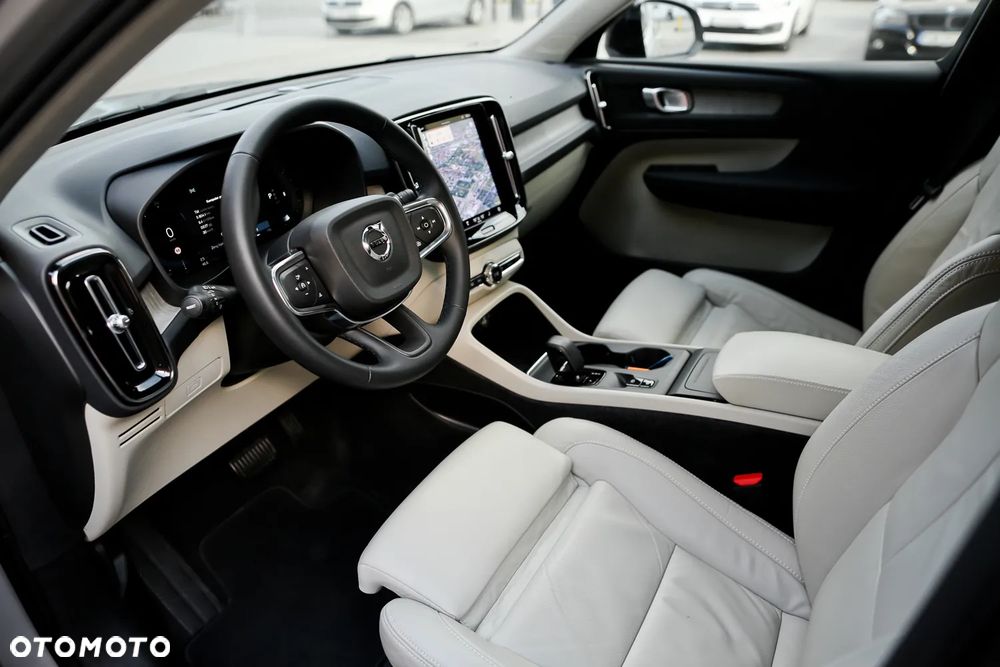 Volvo XC 40 B4 AWD Ultimate Bright - 18