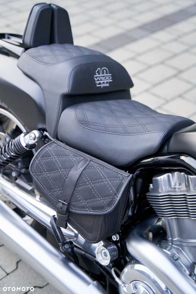 Harley-Davidson V-Rod Muscle - 11
