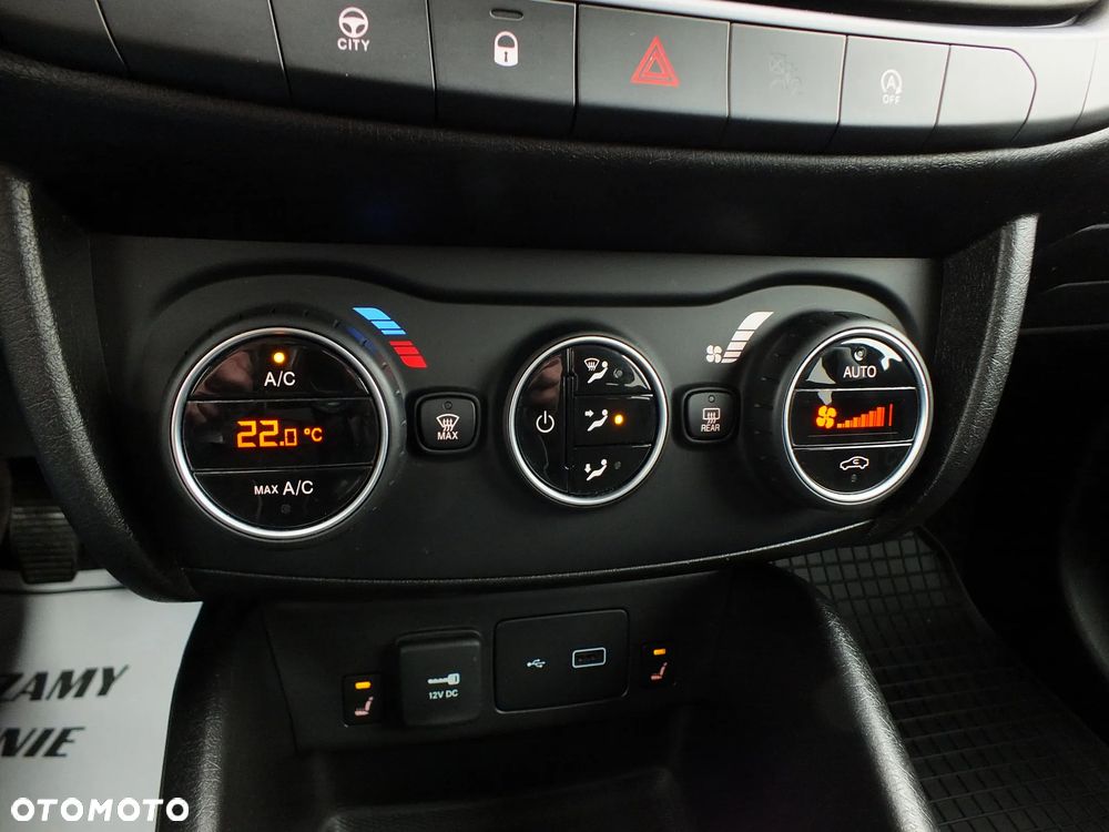 Fiat Tipo 1.4 T-Jet 16v Lounge - 11