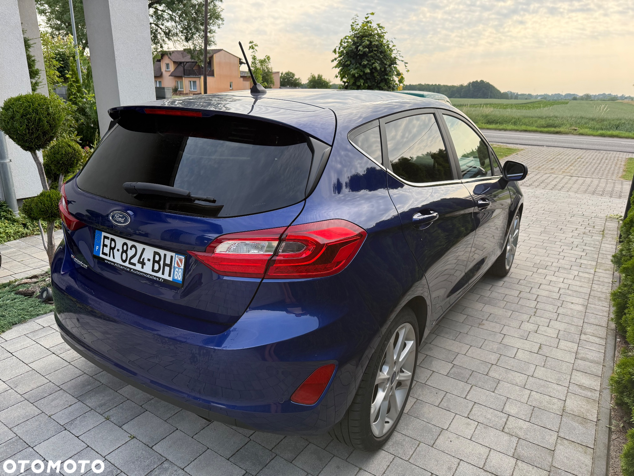 Ford Fiesta 1.0 EcoBoost S&S TITANIUM - 6