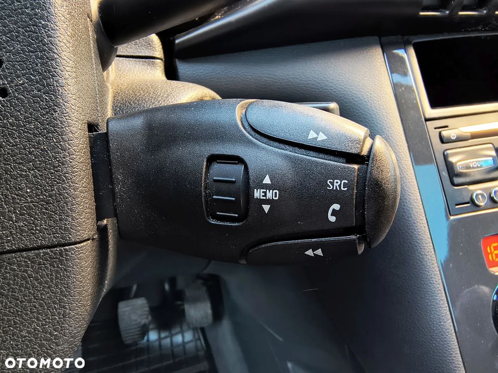 Peugeot 3008 1.6 HDi Business Line - 24