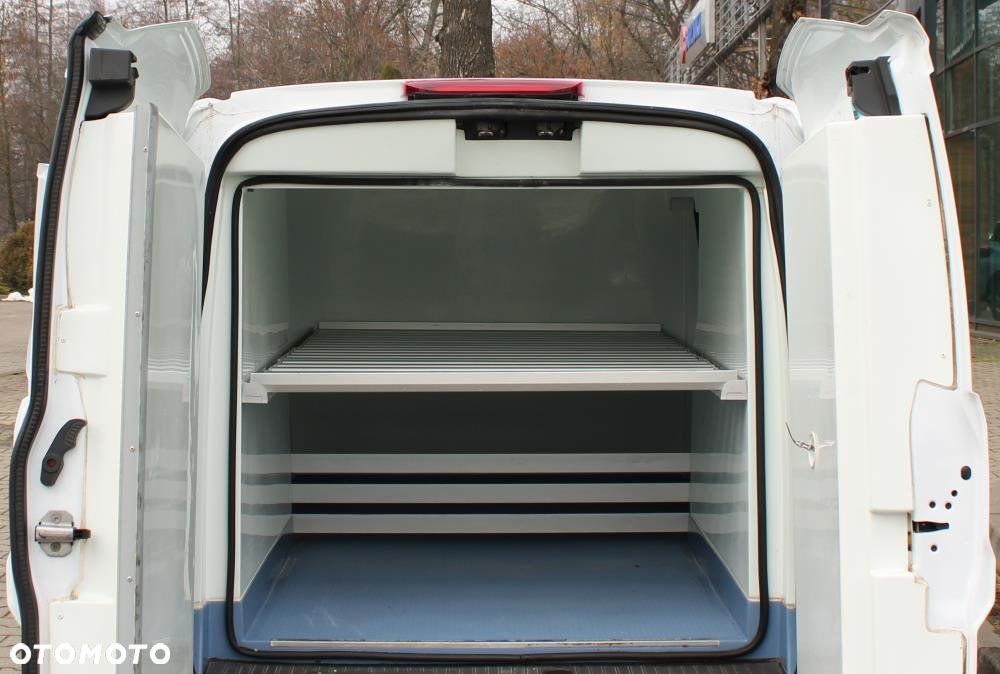Ford transit-connect - 23