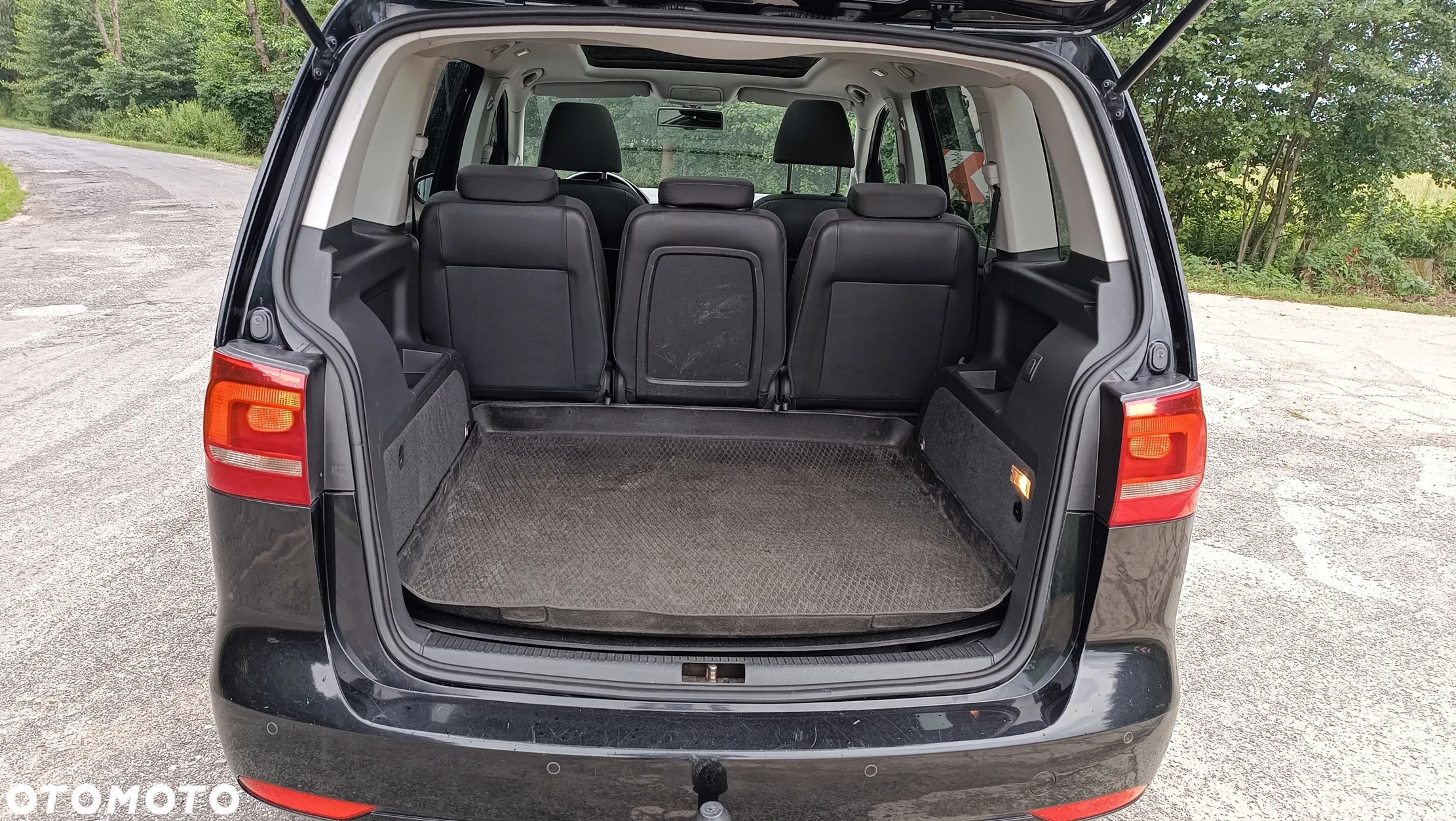 Volkswagen Touran - 15