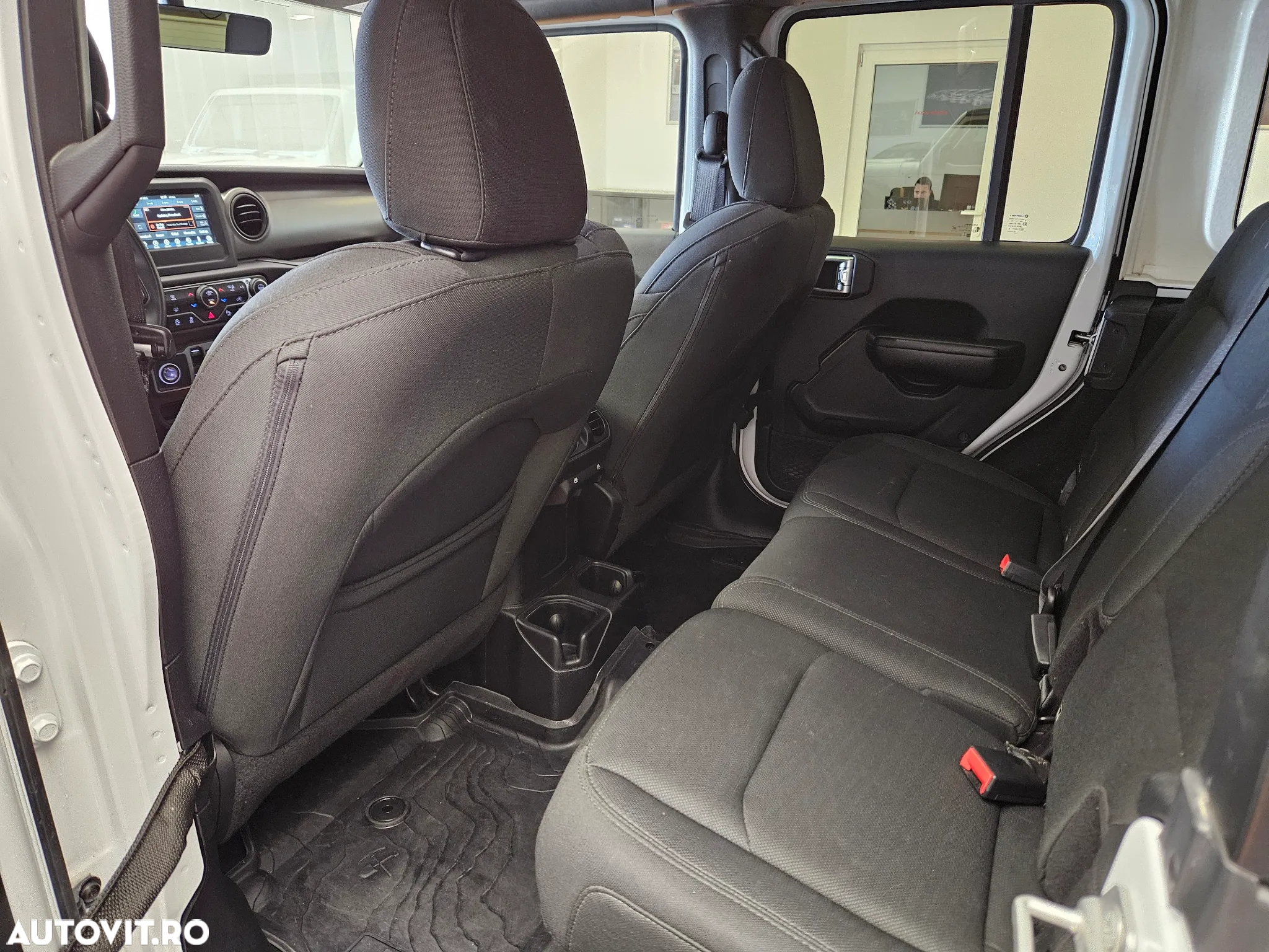 Jeep Wrangler Unlimited 2.2 CRDi AWD Automatik Sport - 20