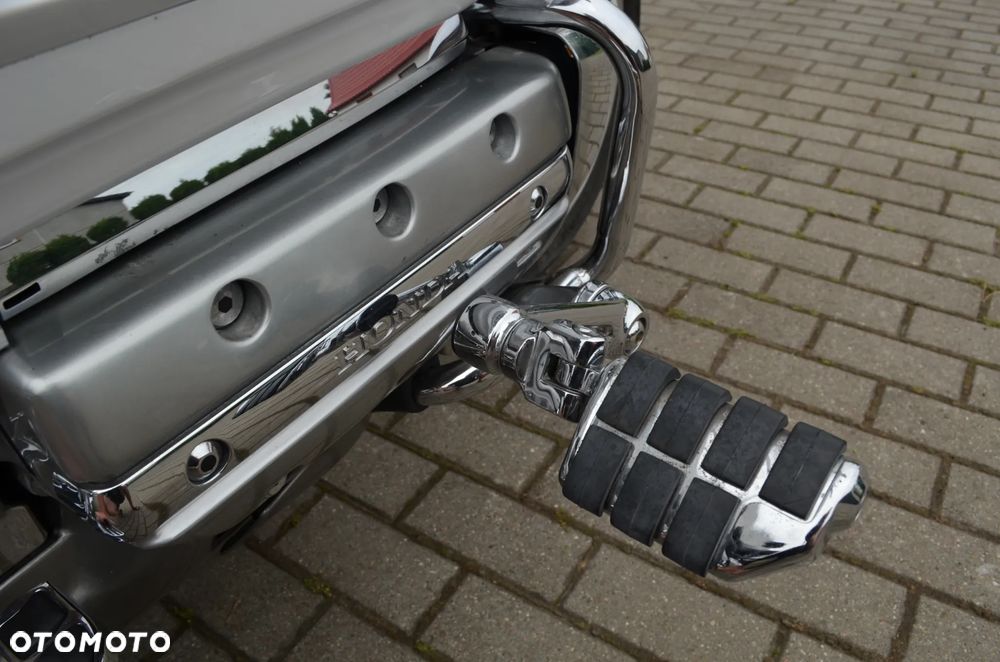 Honda GL - 15