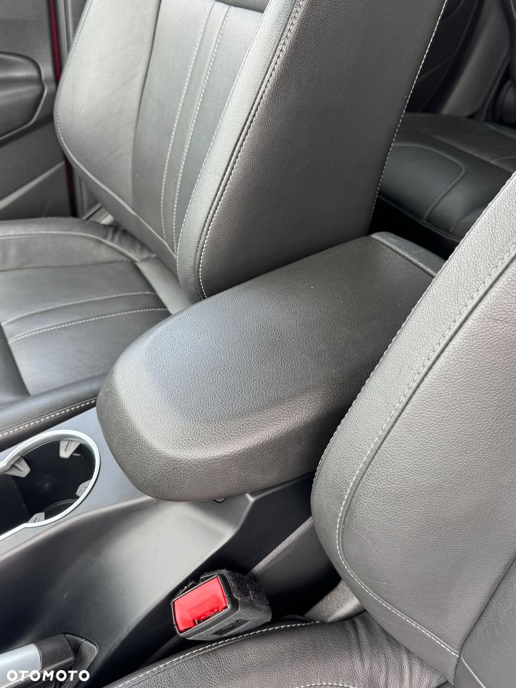 Ford Kuga 2.0 TDCi 4WD Titanium Plus - 32