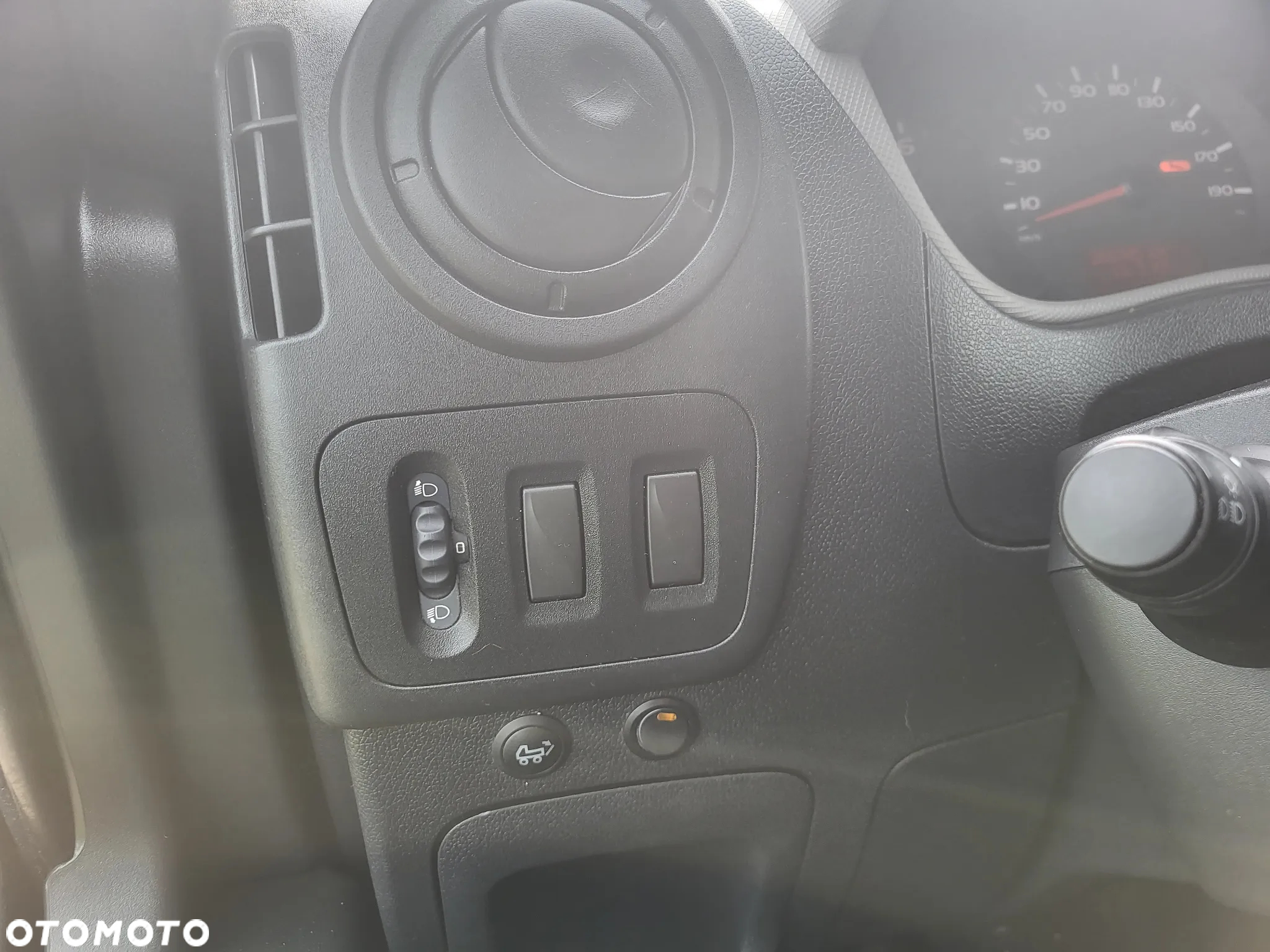 Renault Master - 32