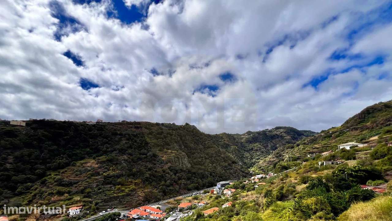 Terreno em S. Cruz com Projeto Aprovado Construção de 20 Apartamentos - Grande imagem: 3/8