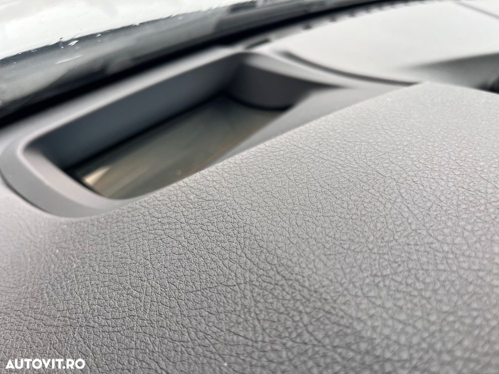 BMW Seria 3 320d Aut. Blue Performance Sport Line - 26