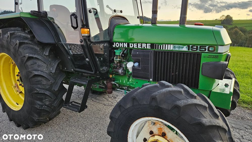 John Deere 1950 - 10