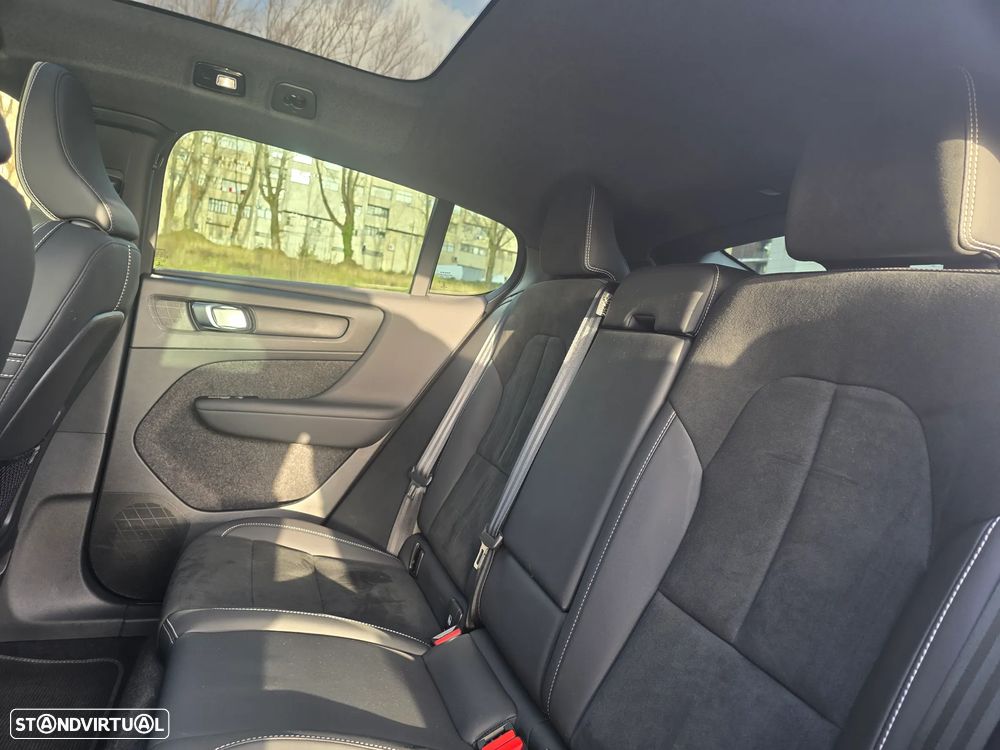 Volvo XC 40 Recharge Twin Ultimate - 8