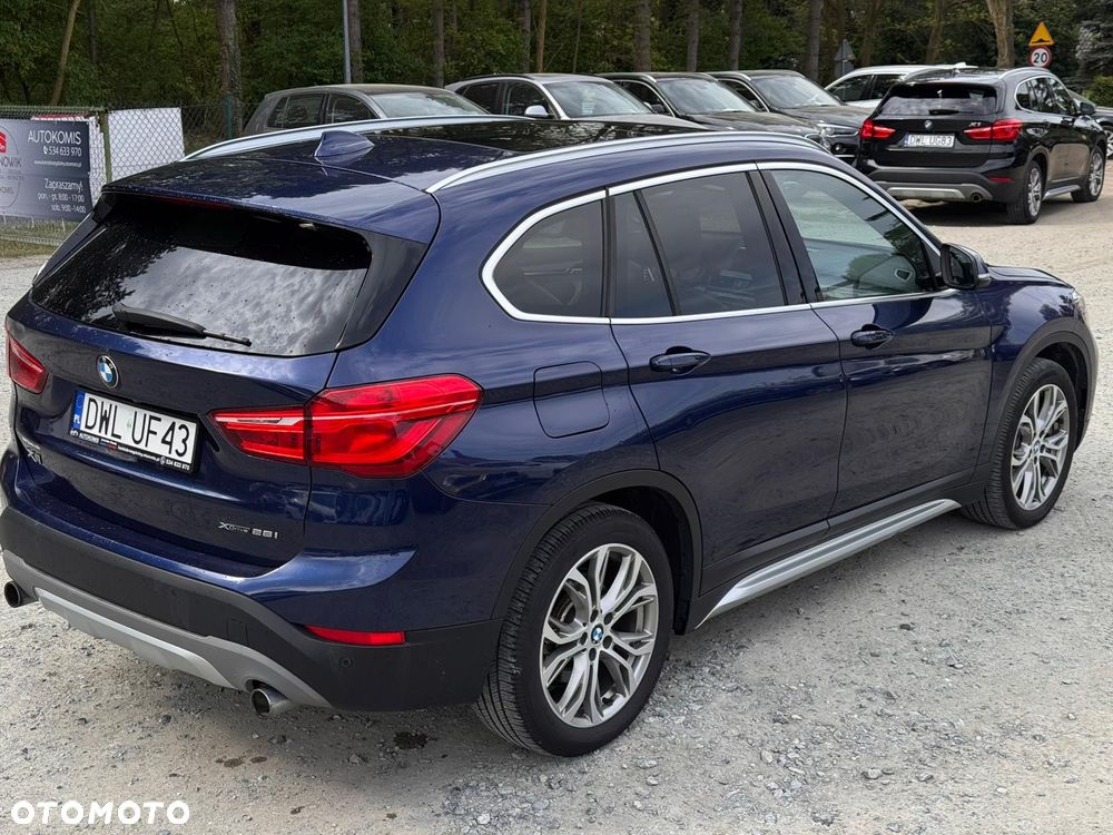 BMW X1 xDrive25i xLine sport - 16