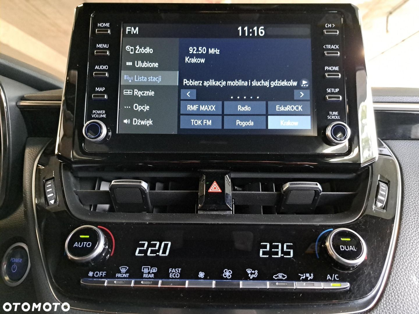 Toyota Corolla 1.8 Hybrid Comfort - 21