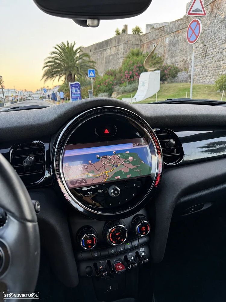 MINI Cabrio Cooper Auto - 11