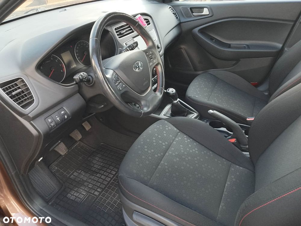 Hyundai i20 - 9