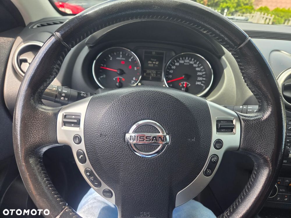Nissan Qashqai+2 - 18