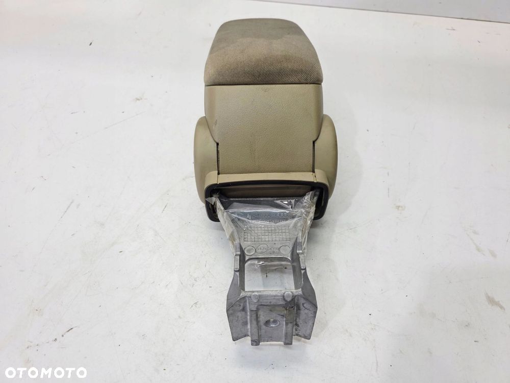 PODŁOKIETNIK PRZÓD REGULOWANY AUDI A3 8P 8P0864207B 8C1 BEŻ - 3