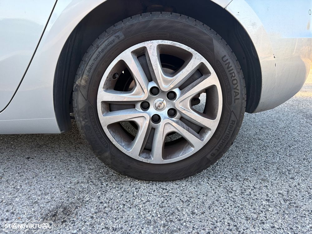 Opel Astra 1.2 T Edition - 10