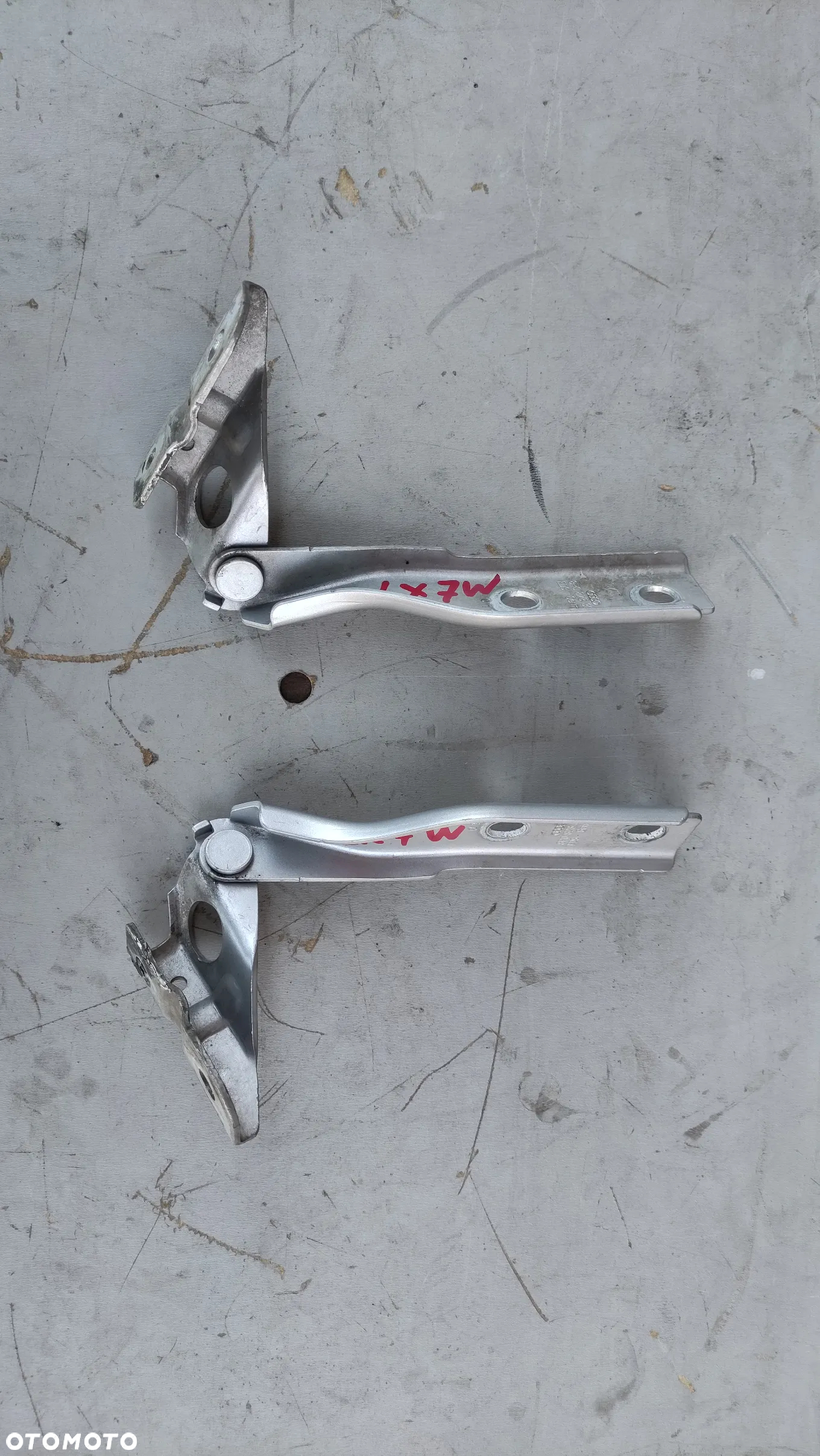 Zawiasy maski Audi A3 lift kod: LX7W - 5
