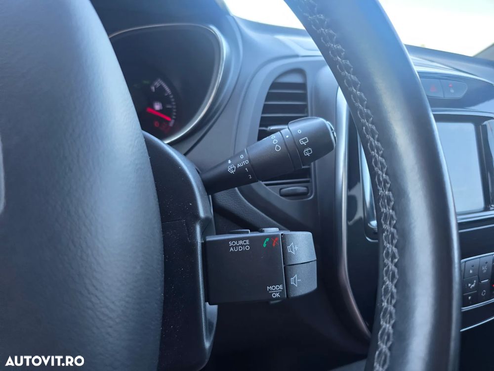 Renault Captur (ENERGY) TCe 90 INTENS - 27