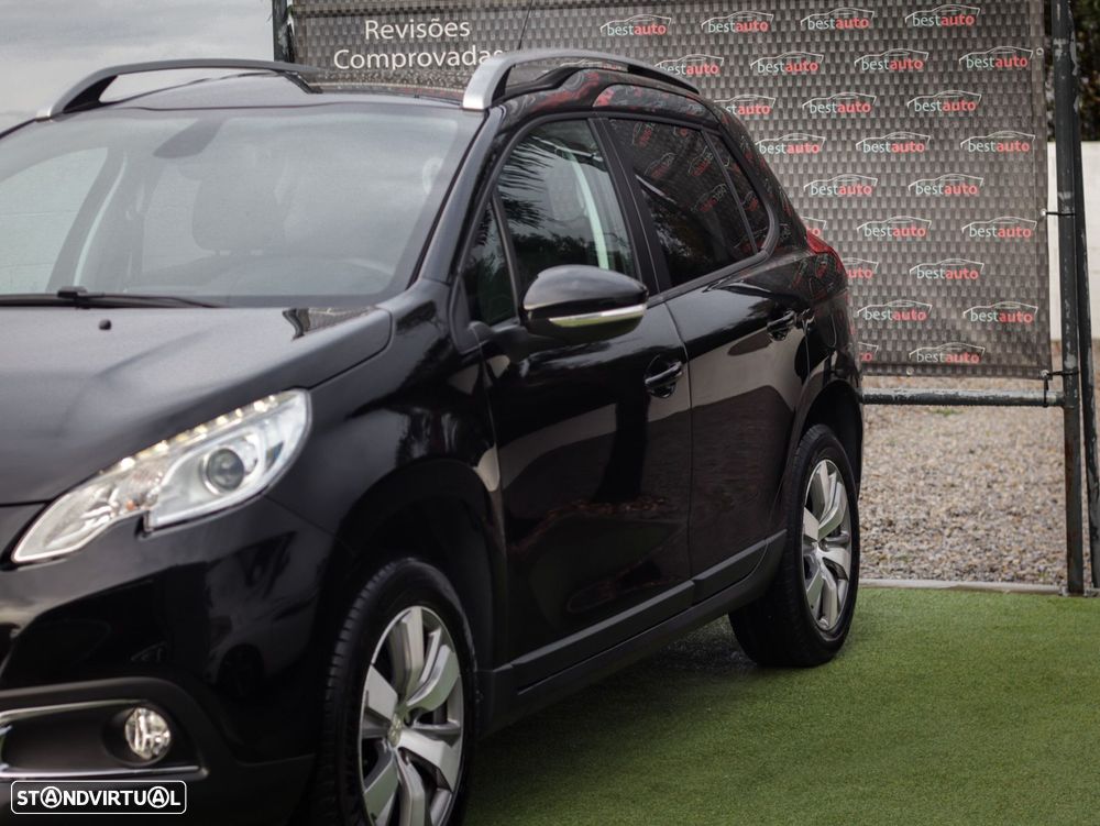 Peugeot 2008 1.2 VTi Active - 3