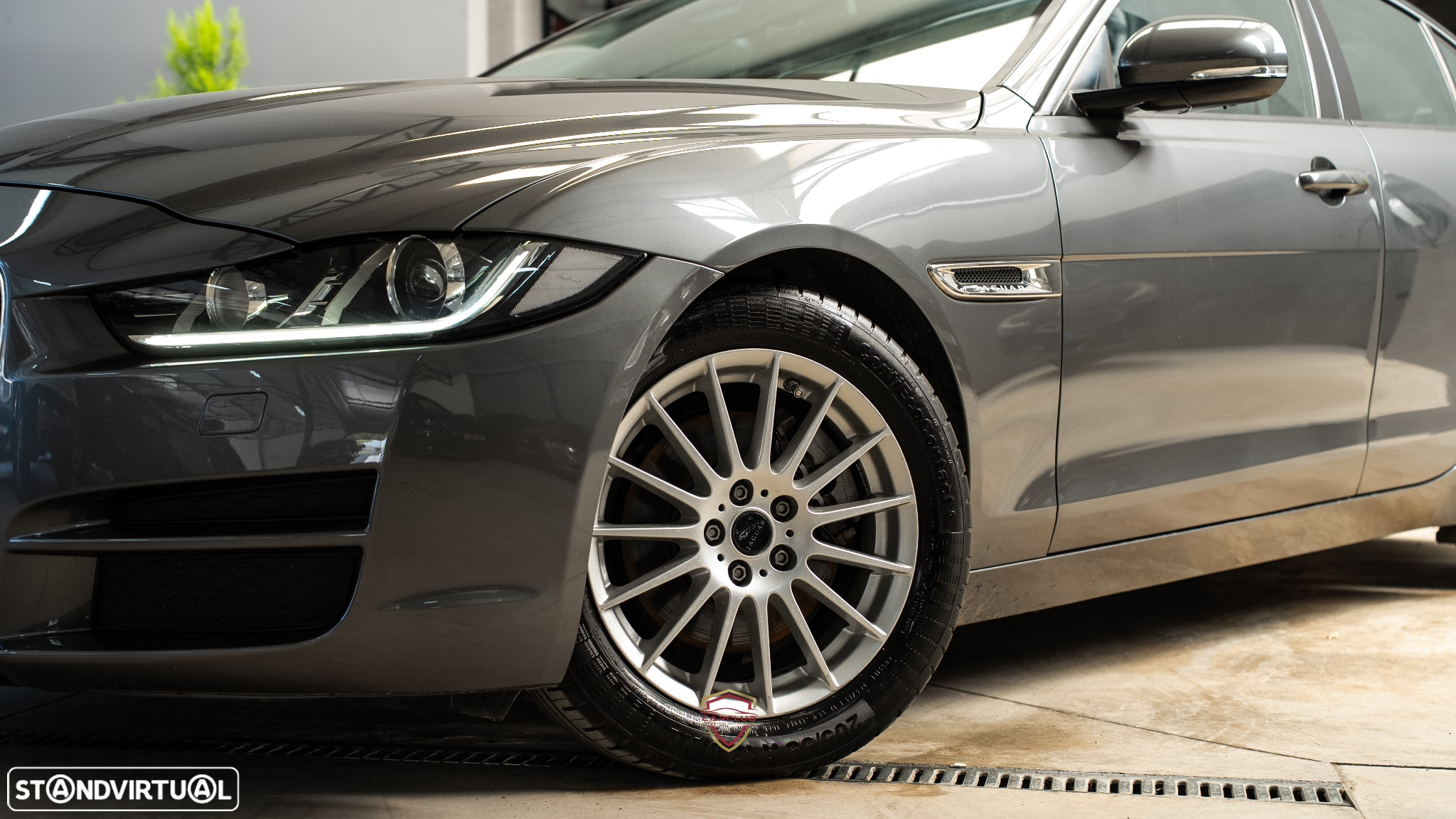 Jaguar XE 2.0 D Pure Aut. - 3