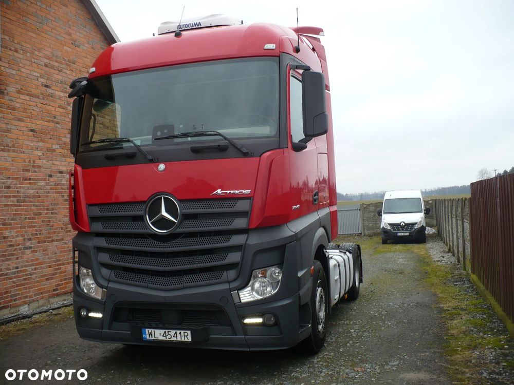 Mercedes-Benz Actros - 9