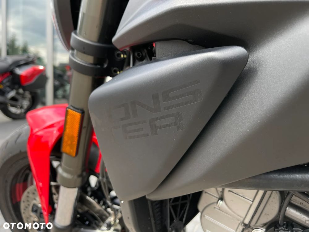 Ducati Monster - 25