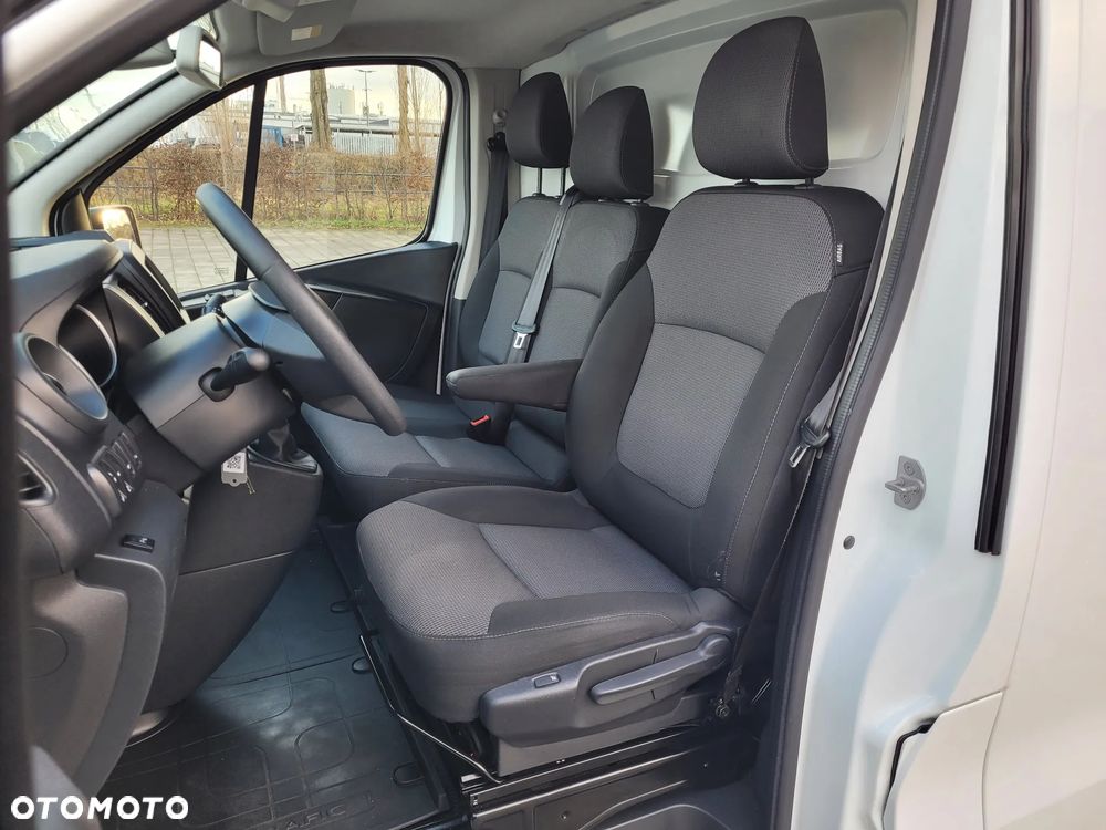 Renault Trafic LONG REGAŁ KLIMA KAMERA TEMPOMAT FV23% - 23