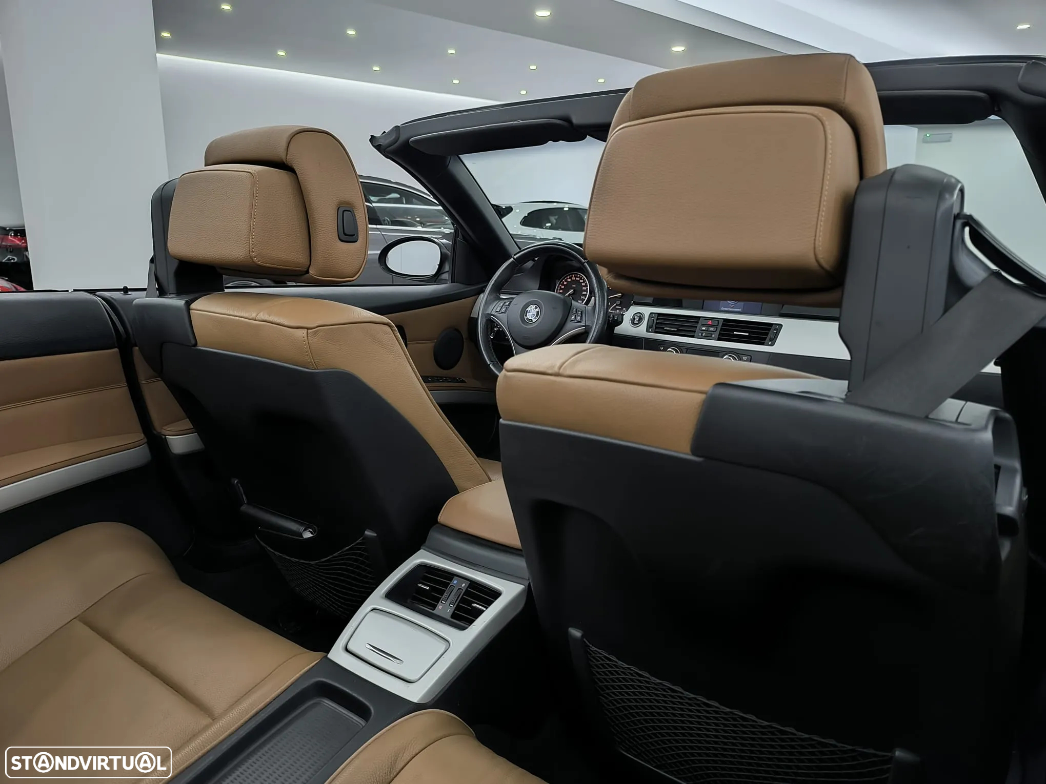 BMW 320 i Cabrio - 30