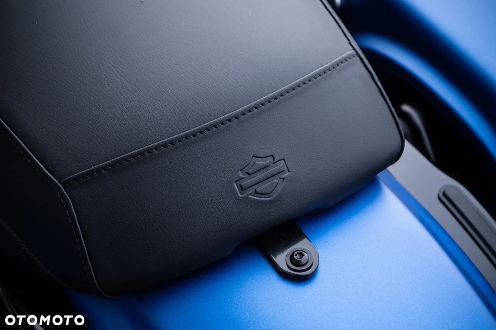 Harley-Davidson Touring Street Glide - 36