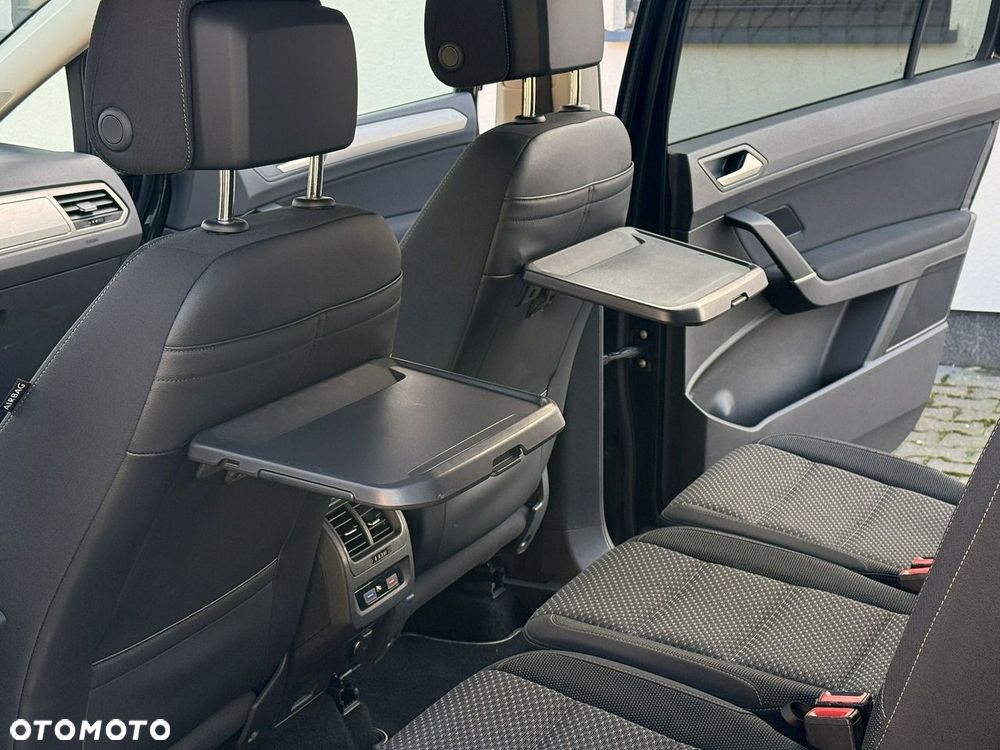 Volkswagen Touran 1.6 TDI SCR DSG IQ.DRIVE - 21